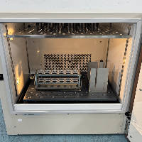 Eppendorf New Brunswick Innova 42R Inc Ref Shaker image 3